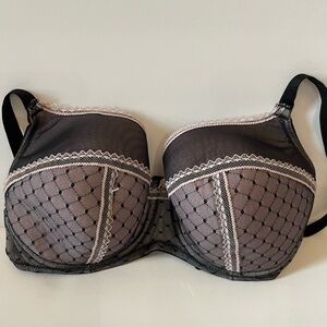 Super Nice b.tempt’d Black and Pink Lace  Bra - Women Intimates